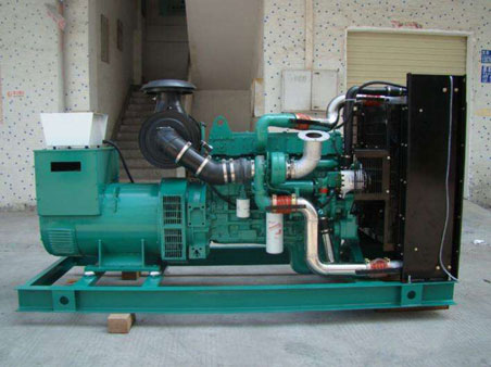 凤泉1100kw康明斯柴油发电机组图片 凤泉1100kw康明斯柴油发电机组图片